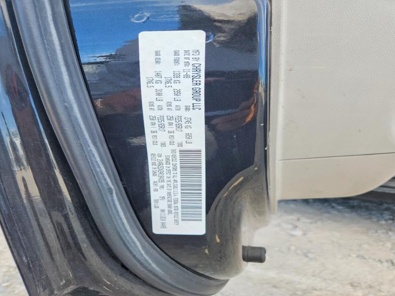 58634996 :رقم المزاد ، 2V4RW5DX2AR184395 vin ، 2010 Volkswagen Routan مزاد بيع