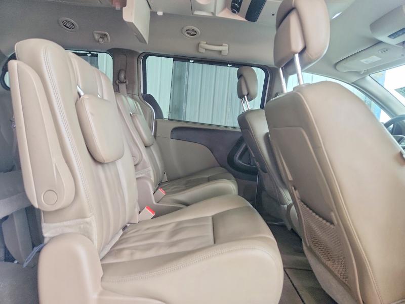 55883976 :رقم المزاد ، 2C4RC1BG7DR816004 vin ، 2013 Chrysler Town & Country مزاد بيع