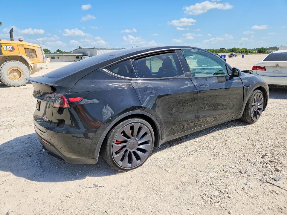 59353056 :رقم المزاد ، 7SAYGDEF3SA377039 vin ، 2025 Tesla Model Y مزاد بيع