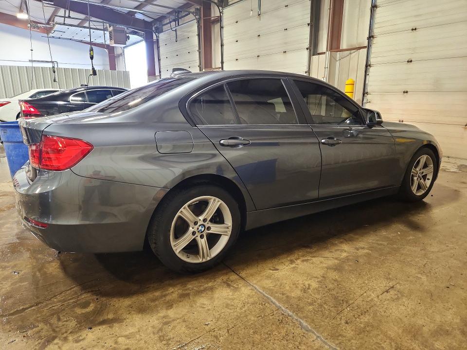 56369876 :رقم المزاد ، WBA3B5G58FNS20582 vin ، 2015 Bmw 328 مزاد بيع