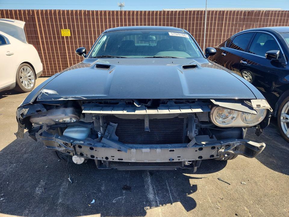 2013 Dodge Challenger მანქანა იყიდება აუქციონზე, vin: 2C3CDYAG5DH705216, აუქციონის ნომერი: 57926166
