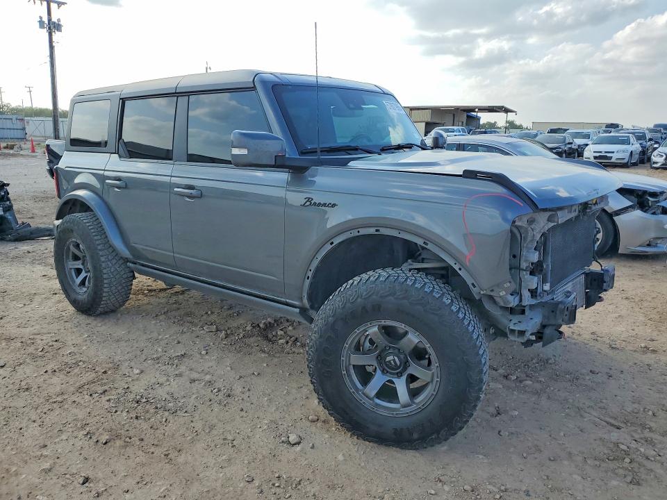 Продажа на аукционе авто 2022 Ford Bronco, vin: 1FMEE5DP8NLB52329, номер лота: 57807986