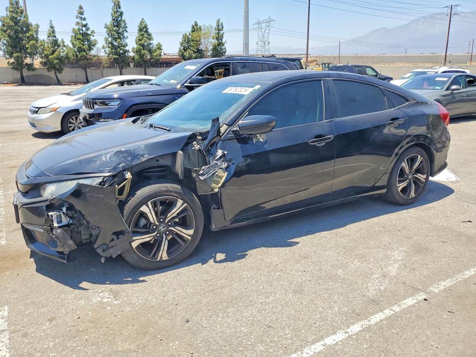 Auction sale of the 2016 Honda Civic, vin: 2HGFC1F93GH635640, lot number: 58762336