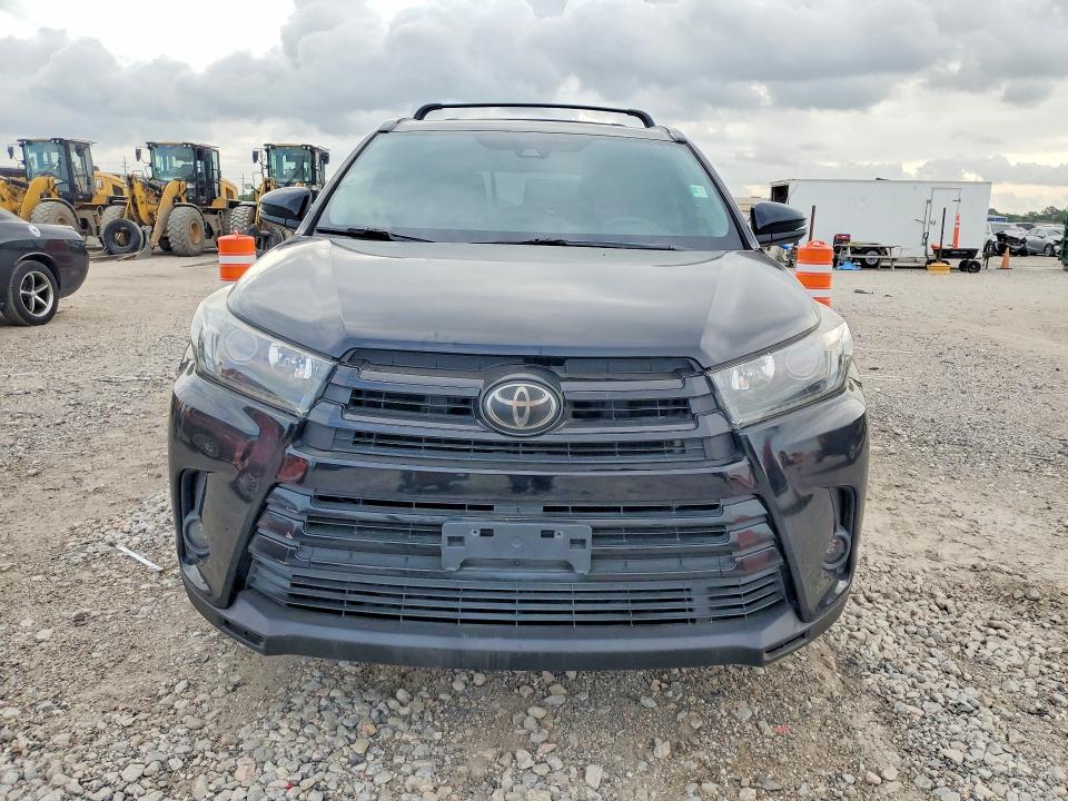 2019 Toyota Highlander მანქანა იყიდება აუქციონზე, vin: 5TDKZRFH4KS313150, აუქციონის ნომერი: 58522076