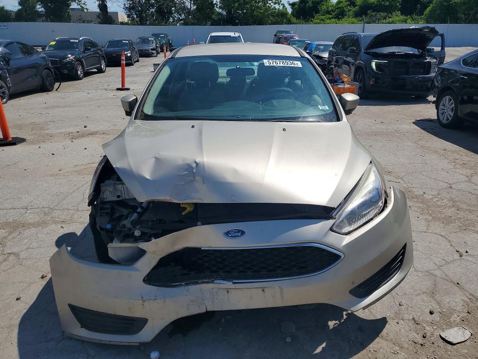 2018 Ford Focus მანქანა იყიდება აუქციონზე, vin: 1FADP3F21JL211043, აუქციონის ნომერი: 57678936