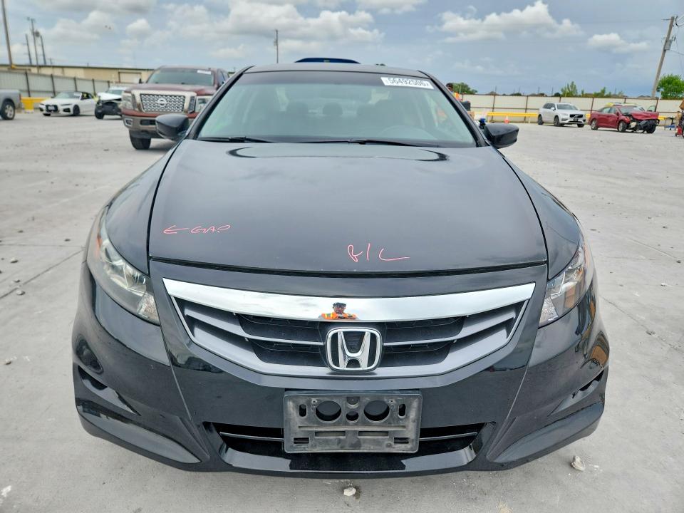 56492506 :رقم المزاد ، 1HGCS1B82BA004159 vin ، 2011 Honda Accord مزاد بيع
