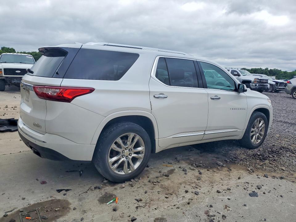 Продажа на аукционе авто 2019 Chevrolet Traverse, vin: 1GNEVJKW3KJ136576, номер лота: 57714346