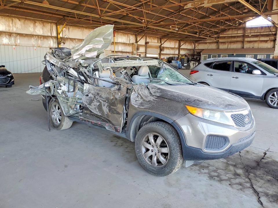 2011 Kia Sorento მანქანა იყიდება აუქციონზე, vin: 5XYKT3A18BG007669, აუქციონის ნომერი: 58745366