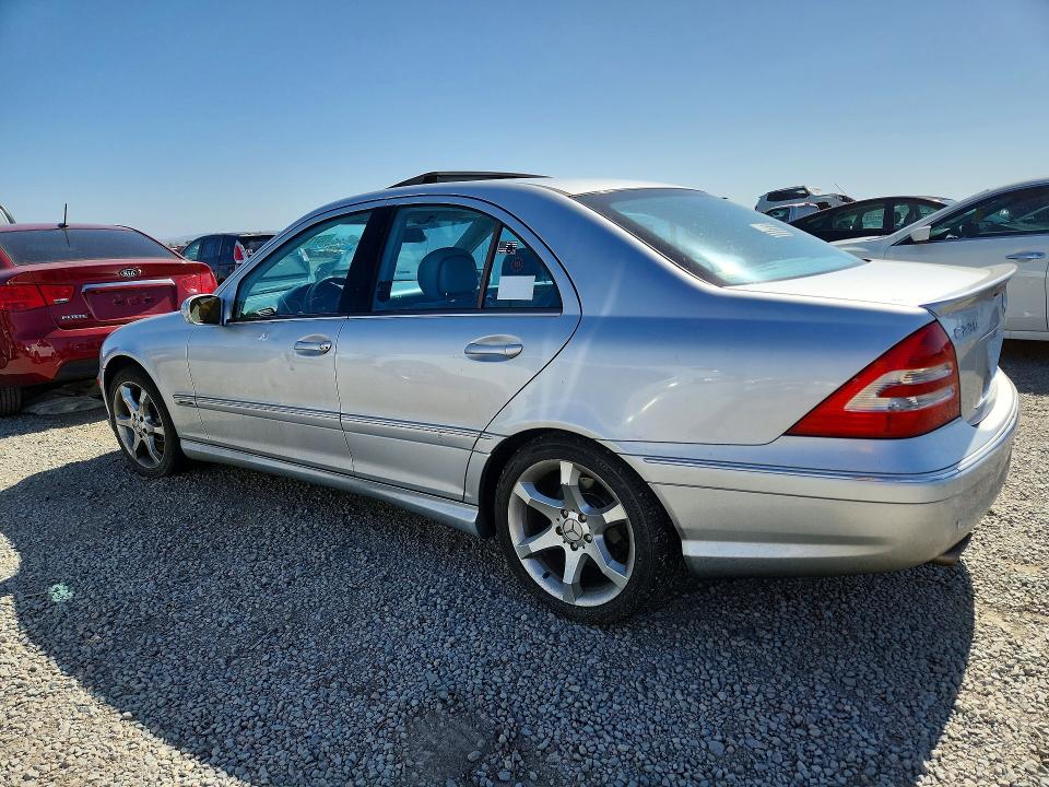 Продажа на аукционе авто 2007 Mercedes-benz C, vin: WDBRF52HX7A937124, номер лота: 55717146