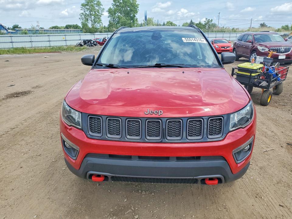 55514316 :رقم المزاد ، 3C4NJDDB8JT147791 vin ، 2018 Jeep Compass مزاد بيع