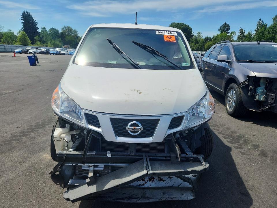 58771256 :رقم المزاد ، 3N6CM0KN9HK712776 vin ، 2017 Nissan Nv200 مزاد بيع