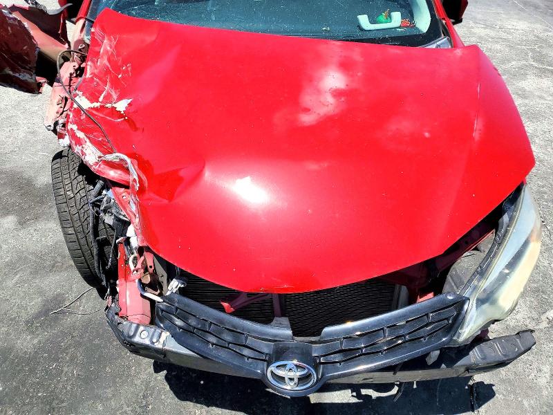 55962256 :رقم المزاد ، 5YFBURHE5EP133304 vin ، 2014 Toyota Corolla مزاد بيع