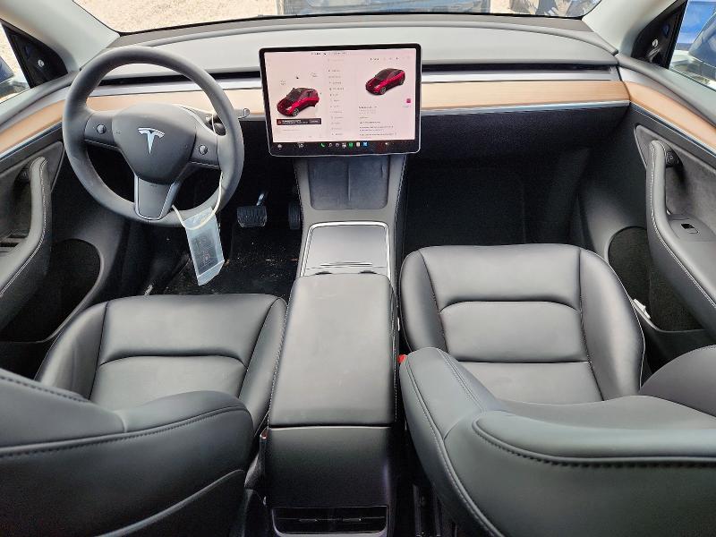 56356066 :رقم المزاد ، 7SAYGAEEXRF115490 vin ، 2024 Tesla Model Y مزاد بيع