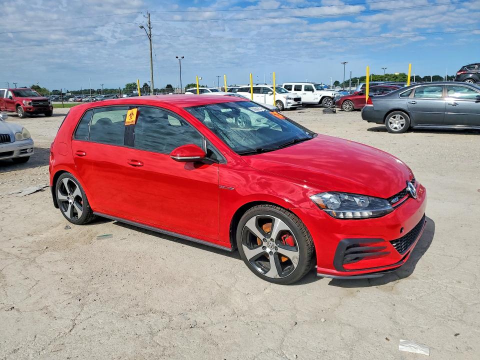 56845576 :رقم المزاد ، 3VW447AUXJM287049 vin ، 2018 Volkswagen Gti مزاد بيع