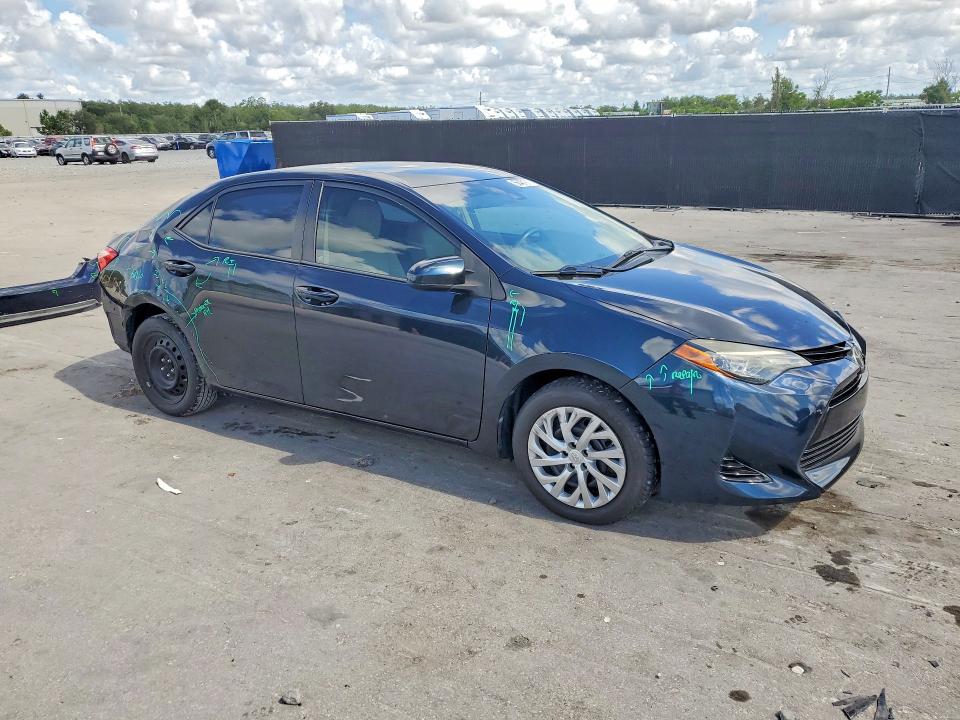 Продаж на аукціоні авто 2017 Toyota Corolla, vin: 5YFBURHE2HP677540, номер лоту: 56481916