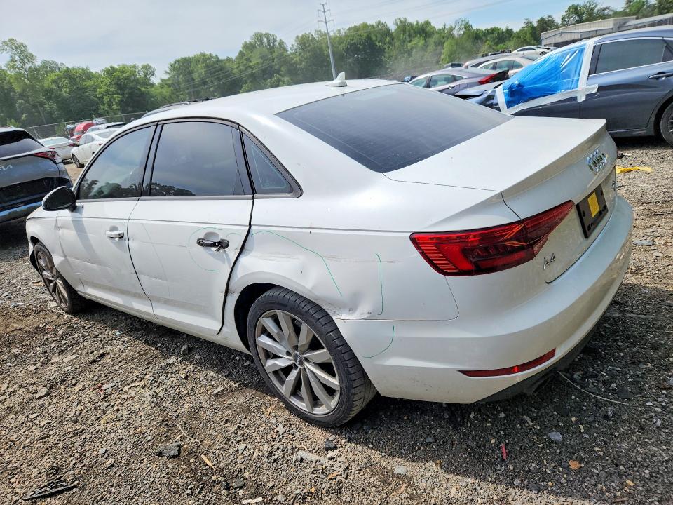 57879116 :رقم المزاد ، WAUGMAF4XHN043937 vin ، 2017 Audi A4 مزاد بيع