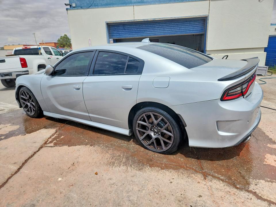 57152436 :رقم المزاد ، 2C3CDXGJ2KH588558 vin ، 2019 Dodge Charger مزاد بيع