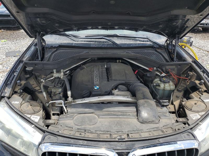 58822766 :رقم المزاد ، 5UXKR0C30H0X81102 vin ، 2017 Bmw X5 مزاد بيع
