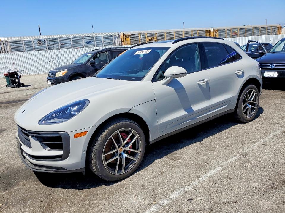 57056146 :رقم المزاد ، WP1AG2A57NLB21473 vin ، 2022 Porsche Macan مزاد بيع