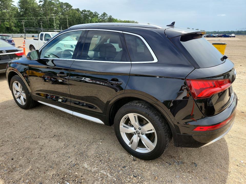 Продаж на аукціоні авто 2018 Audi Q5, vin: WA1BNAFY4J2077760, номер лоту: 56081126