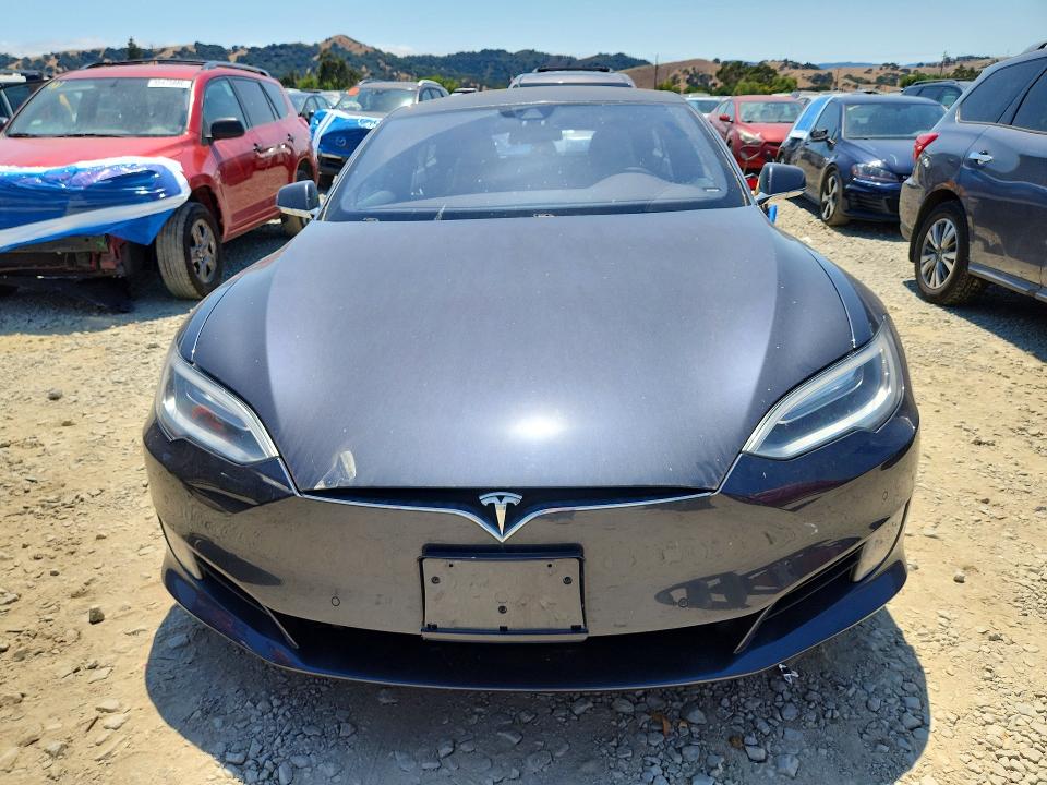 57933636 :رقم المزاد ، 5YJSA1E19GF151329 vin ، 2016 Tesla Model S مزاد بيع