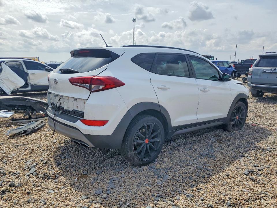 Продажа на аукционе авто 2017 Hyundai Tucson, vin: KM8J33A26HU549439, номер лота: 56163436