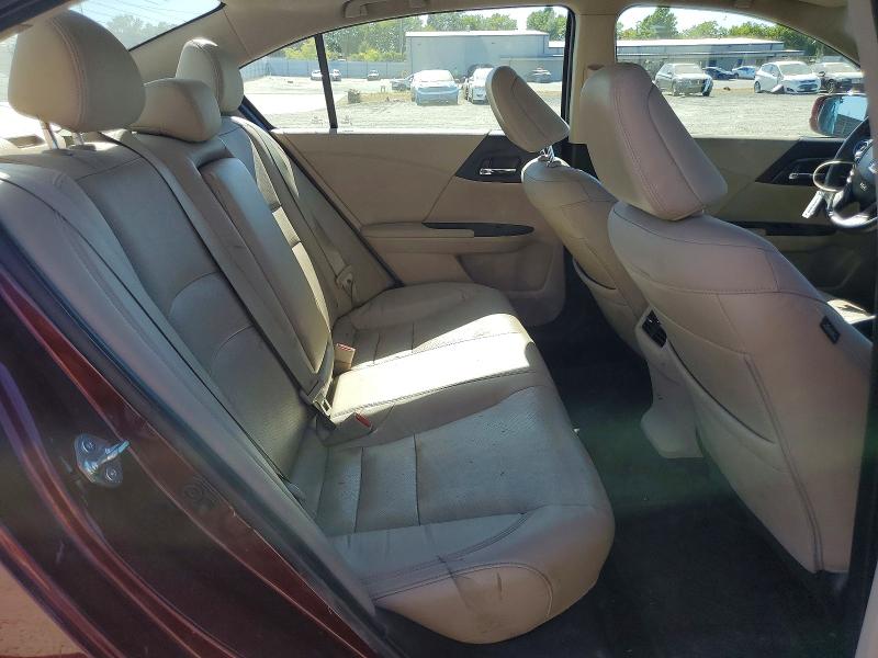 Auction sale of the 2017 Honda Accord, vin: 1HGCR3F82HA004043, lot number: 58607676
