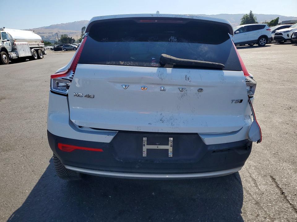 57712466 :رقم المزاد ، YV4162UK1L2261198 vin ، 2020 Volvo Xc40 مزاد بيع