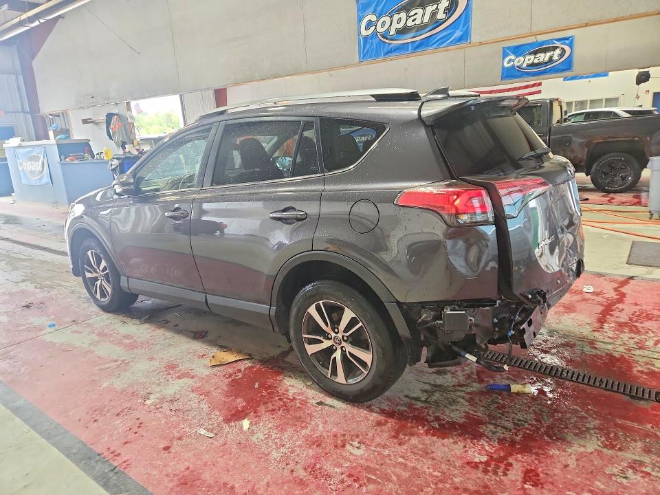 57009346 :رقم المزاد ، JTMRFREV3JJ741107 vin ، 2018 Toyota Rav4 مزاد بيع