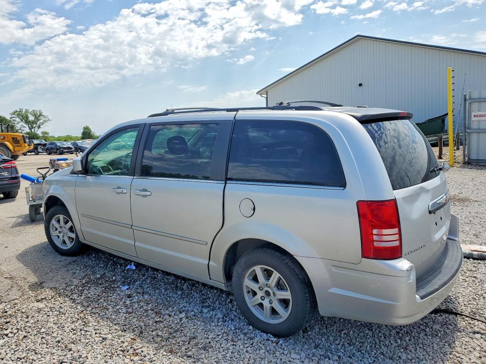 57758646 :رقم المزاد ، 2A4RR5D14AR150286 vin ، 2010 Chrysler Town & Country مزاد بيع