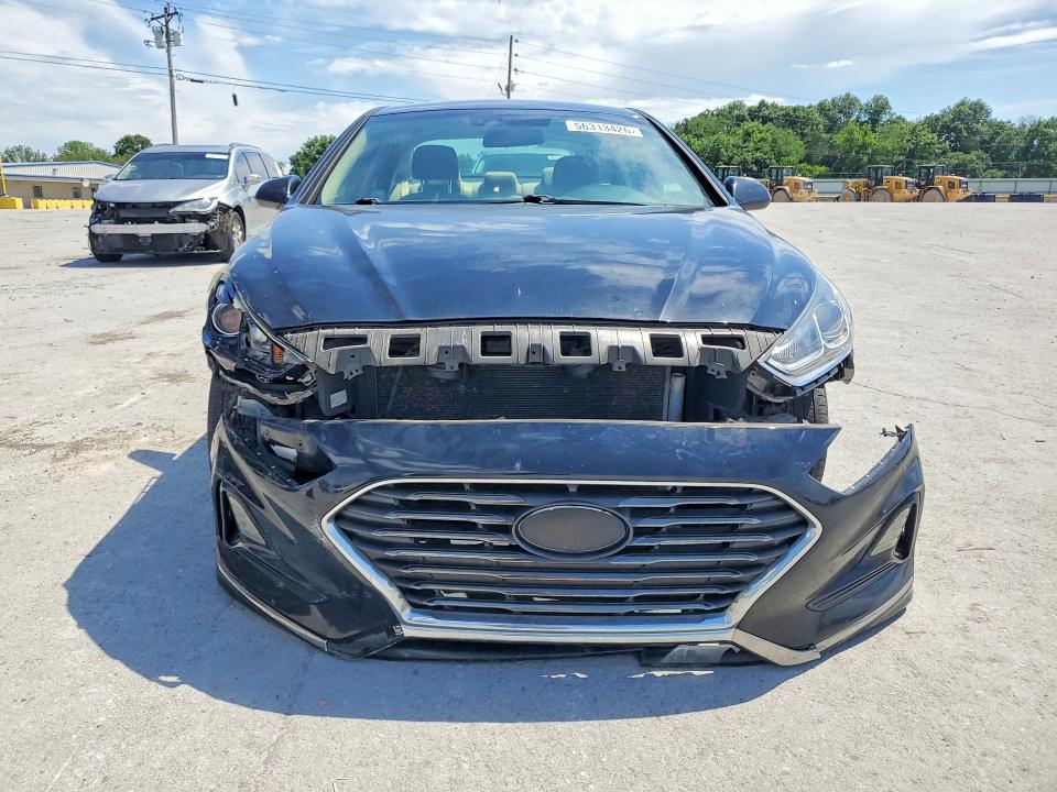 56313426 :رقم المزاد ، 5NPE24AF0JH621897 vin ، 2018 Hyundai Sonata مزاد بيع