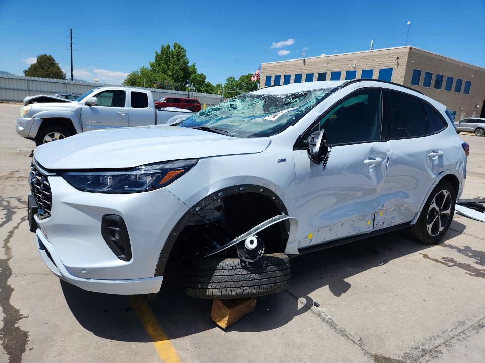 56857176 :رقم المزاد ، 1FMCU9PZ6TUA20420 vin ، 2026 Ford Escape مزاد بيع
