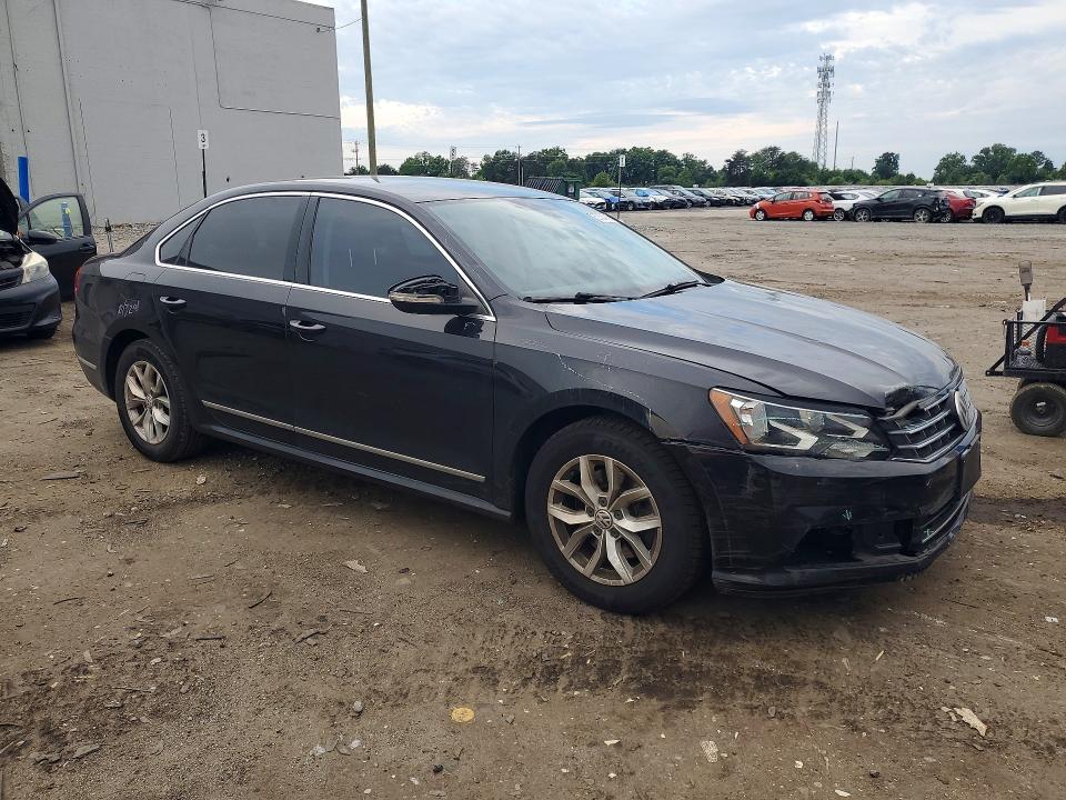 Продаж на аукціоні авто 2017 Volkswagen Passat, vin: 1VWAT7A37HC017205, номер лоту: 57534746