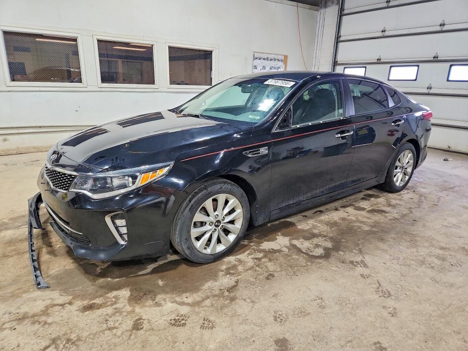 Продаж на аукціоні авто 2018 Kia Optima, vin: 5XXGT4L36JG230984, номер лоту: 57967956