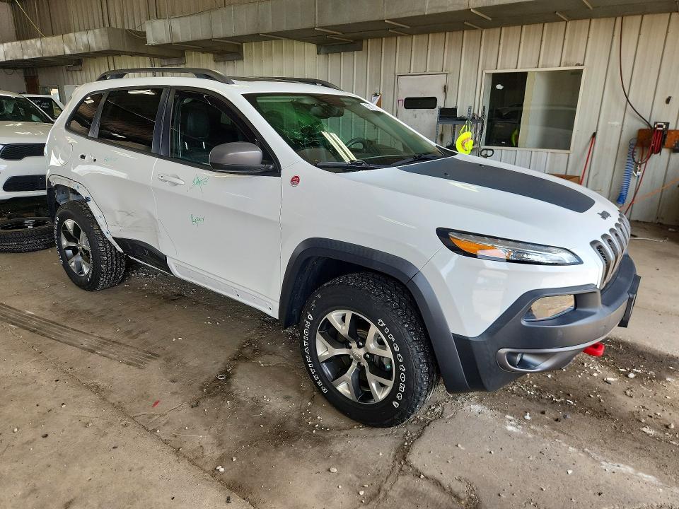 59121276 :رقم المزاد ، 1C4PJMBSXGW183786 vin ، 2016 Jeep Cherokee مزاد بيع