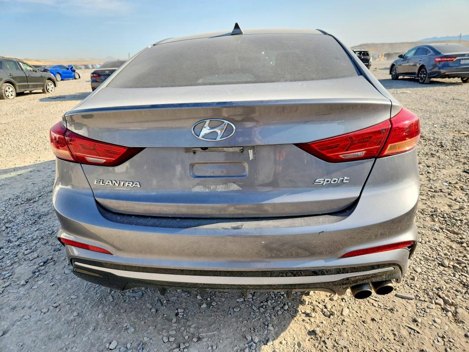 Продажа на аукционе авто 2018 Hyundai Elantra, vin: KMHD04LB4JU665219, номер лота: 57388966