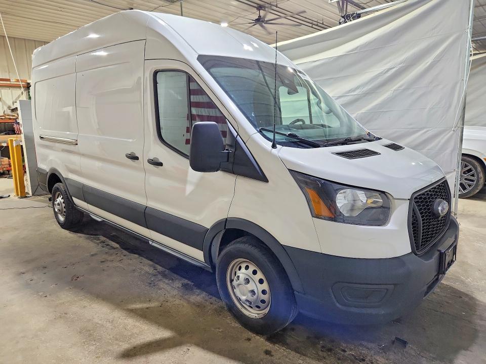 56417386 :رقم المزاد ، 1FTBR2X85NKA68201 vin ، 2022 Ford Transit مزاد بيع
