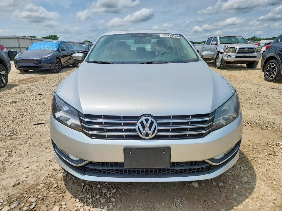 58736536 :رقم المزاد ، 1VWBN7A32CC103934 vin ، 2012 Volkswagen Passat مزاد بيع