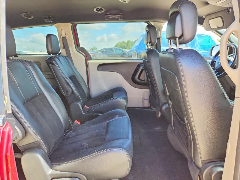 57712556 :رقم المزاد ، 2C4RDGCG2JR266673 vin ، 2018 Dodge Grand Caravan مزاد بيع