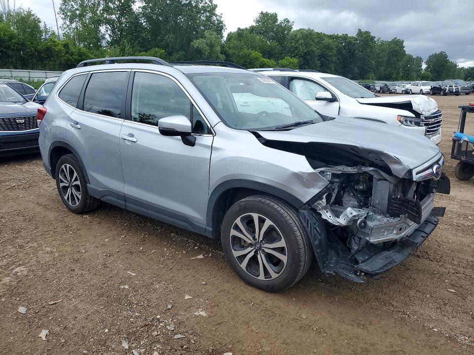 57635476 :رقم المزاد ، JF2SKAUC8MH560886 vin ، 2021 Subaru Forester مزاد بيع