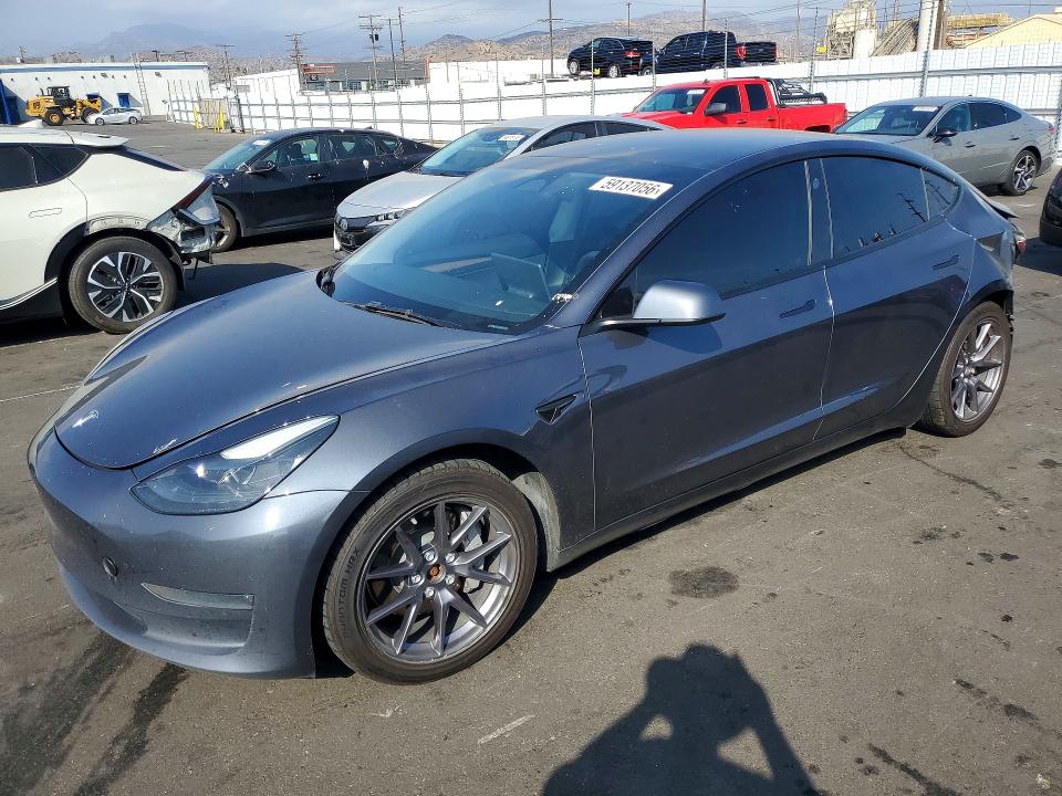59137056 :رقم المزاد ، 5YJ3E1EB8PF673547 vin ، 2023 Tesla Model 3 مزاد بيع