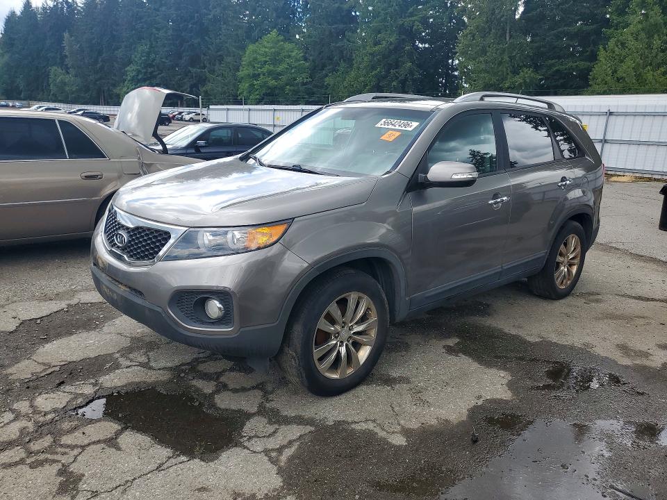 56642496 :رقم المزاد ، 5XYKU4A2XBG072647 vin ، 2011 Kia Sorento مزاد بيع