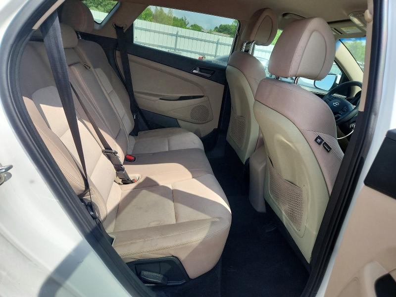 Продажа на аукционе авто 2018 Hyundai Tucson, vin: KM8J33A43JU692517, номер лота: 57716156