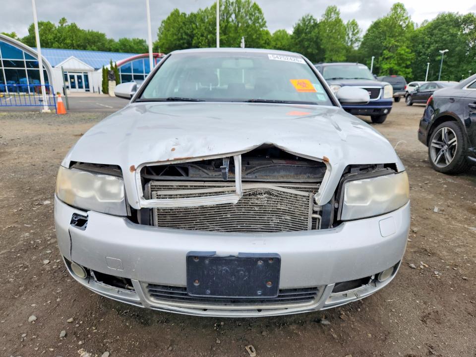 2005 Audi A4 მანქანა იყიდება აუქციონზე, vin: WAULC68E75A056751, აუქციონის ნომერი: 54252426