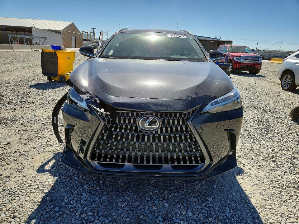 57217016 :رقم المزاد ، 2T2GKCEZ0PC014767 vin ، 2023 Lexus Nx مزاد بيع