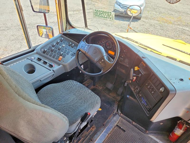 58225936 :رقم المزاد ، 4DRBUC8P7FB670119 vin ، 2015 Ic Corporation Ce Series School مزاد بيع