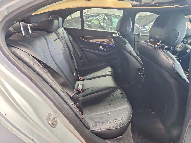 57353926 :رقم المزاد ، WDDZF4KB6HA084882 vin ، 2017 Mercedes-benz E مزاد بيع
