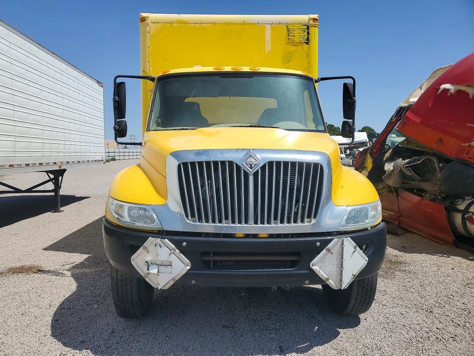 54989776 :رقم المزاد ، 1HTMMAAN77H437109 vin ، 2007 International 4000 مزاد بيع