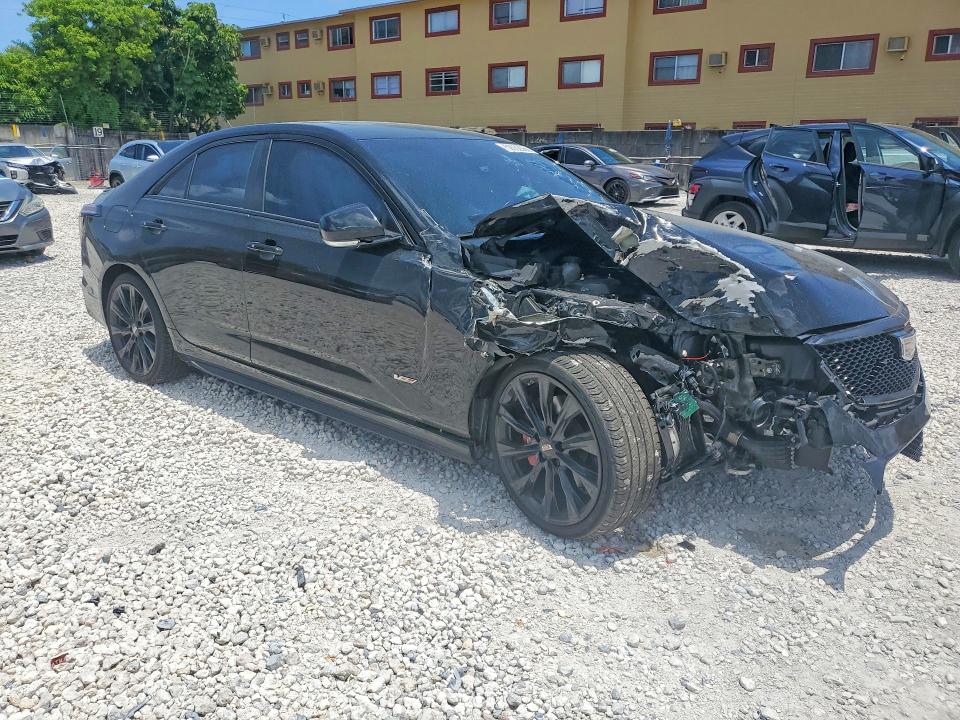 59332566 :رقم المزاد ، 1G6DD5RL4M0128427 vin ، 2021 Cadillac Ct4-v مزاد بيع