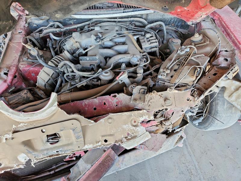 56192036 :رقم المزاد ، 1FAFP44442F216286 vin ، 2002 Ford Mustang مزاد بيع